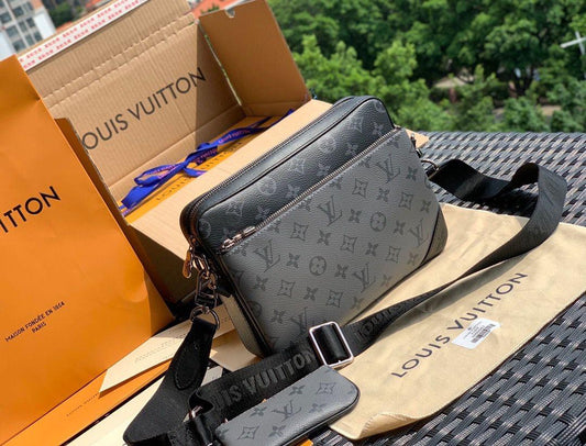 Louis Vuitton Trio Messenger